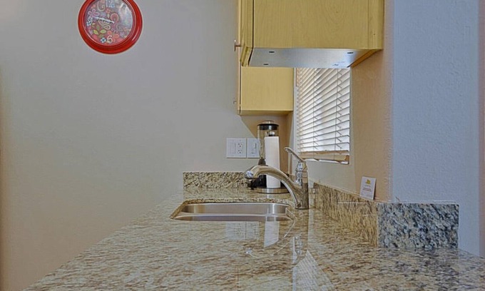 Central Scottsdale Condo | Lovely 2 Bed 2 Bath First Floor Condo Scottsdale