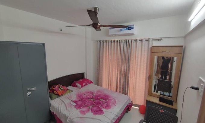 Uddar Apartment | Lovely 2 bed Condominium with free parking