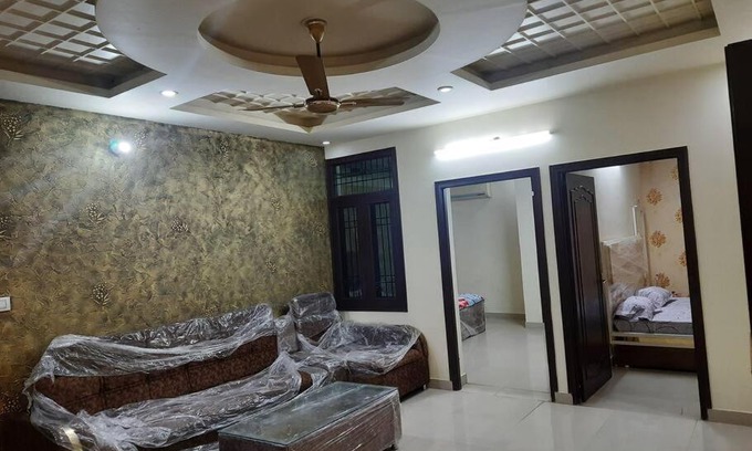 Tonk Road Apartment | Lovely 2 Bedroom +Hall + Kitchen+ 2 Bathroom Flat