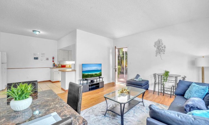 Bay Harbor Islands Apartment | Lovely 2 bedroom in Beautiful Bay Harbor Islands