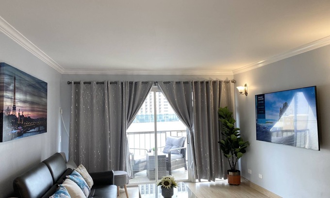 Waikiki Condo | Lovely 2 beds 2 baths fully renovation. Free one parking.