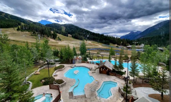 East Kootenay Apartment | Lovely 2bdrm Panorama Springs unit overlooking the mountains and pools!