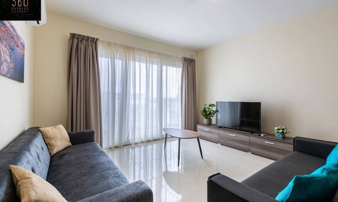 Marsaxlokk Apartment | Lovely 2BR APT in a peaceful Neighbourhood w/WIFI