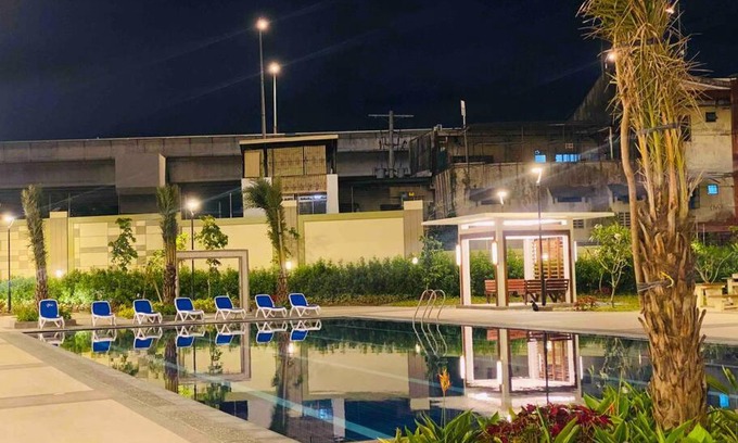 Santa Cruz Villa | Lovely 2br with dazzling city lights and pool