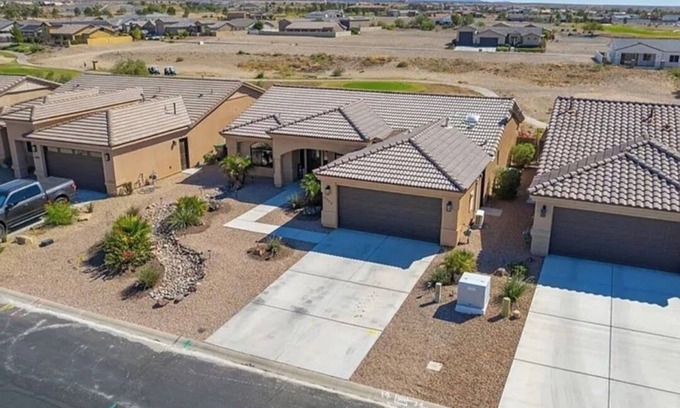 Fort Mohave House | Lovely 3-bedroom house - All the luxury and comfort of home meets resort!