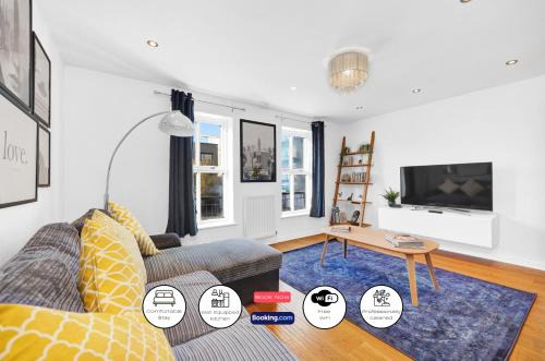 Limehouse Apartment | Lovely 3 Bedroom House Short Term Rental & Flexible Renting Limehouse with private parking and garden!