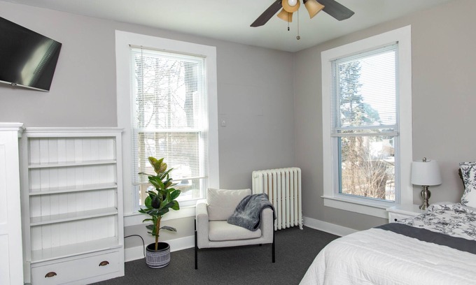 Bristol Apartment | Lovely 3 Bedroom Unit for Longer Stays