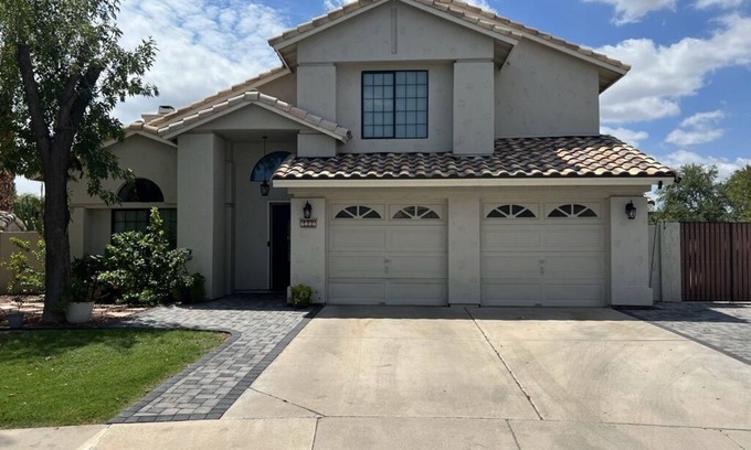 Val Vista Lakes House | Lovely 4 bedroom home with pool and extras!