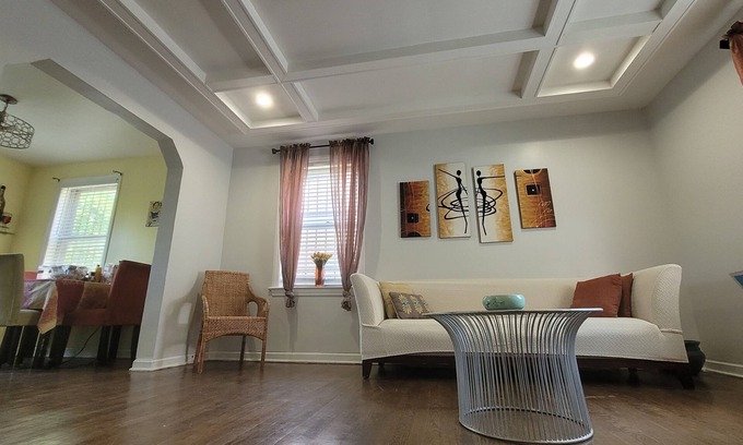 Southeast House | Lovely 4Bed/2Bath House, Quiet But Near EVERYthing!