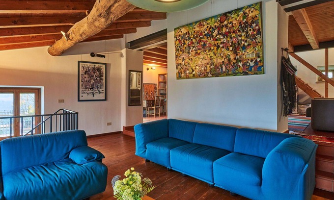 Caprino Veronese House | Lovely apartment in villa for 6 people with WIFI, TV and patio
