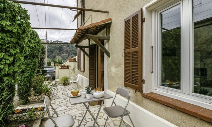 Cagnes-sur-Mer Apartment | Lovely apartment for 4 guests with WIFI, A/C, TV, terrace and parking
