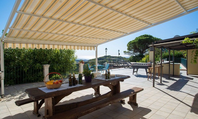 Valloria Apartment | Lovely apartment for 30 people with WIFI, hot tub, pool, A/C, TV and patio