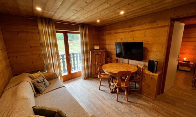 Station de Drouzin le Mont Apartment | Lovely apartment Col du Corbier