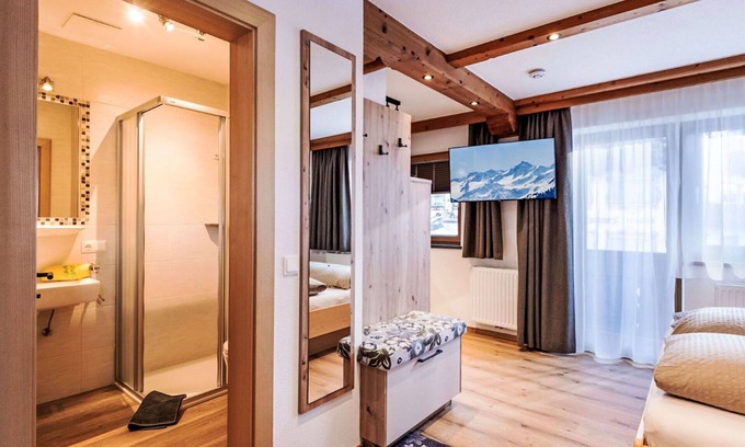 Niederau Apartment | Lovely apartment for 2 people with WIFI, TV and balcony