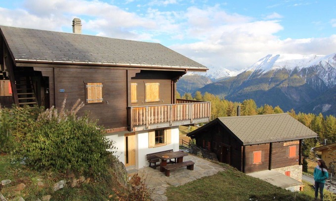 Riederalp Apartment | Lovely apartment for 5 guests with WIFI, TV and balcony