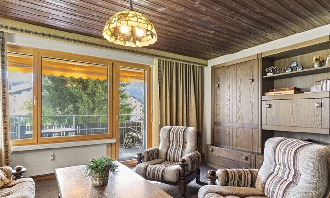 Parpan Apartment | Lovely apartment for 4 guests with TV and balcony