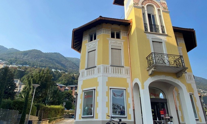 Muralto Apartment | Lovely apartment for 6 people with WIFI, terrace and parking