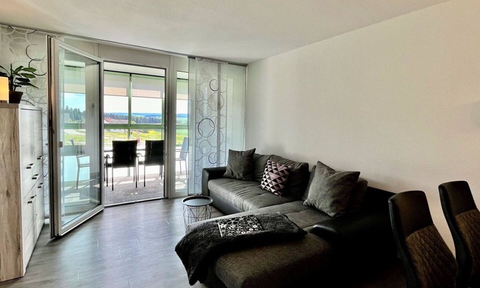 Loffingen Apartment | Lovely apartment for 4 guests with WIFI, pool, TV, balcony, panoramic view and parking