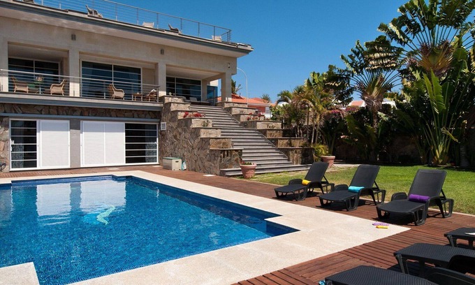 Sonnenland House | Lovely apartment in villa for 12 people with private pool, WIFI, TV and patio