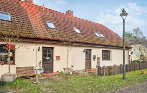 Muritz Apartment | Lovely Apartment In Kargow With Wifi