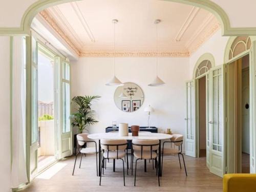 Sants-Montjuic Apartment | Lovely Apartment in Plaza España - Fira Montjuïc