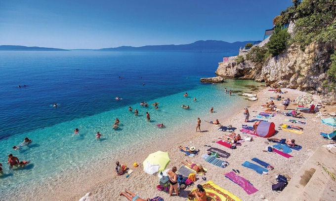 Rijeka Apartment | Lovely apartment in Rijeka with house sea view