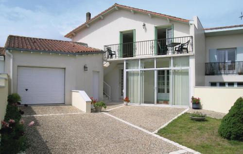 Vaux-sur-Mer Apartment | Lovely Apartment In Vaux Sur Mer