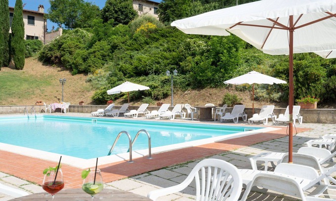 Dicomano House | Lovely apartment in villa for 4 people with pool, WIFI, TV, patio, pets allowed and panoramic view
