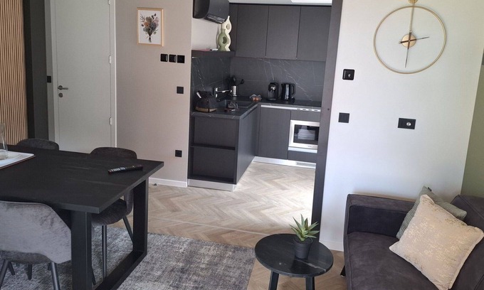 Ossiach House | Lovely apartment in villa for 4 guests with WIFI, TV and terrace