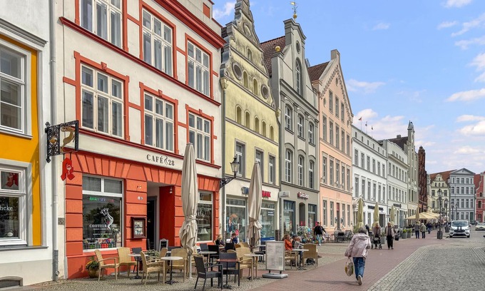 Wismar Apartment | Lovely apartment in Wismar with WiFi