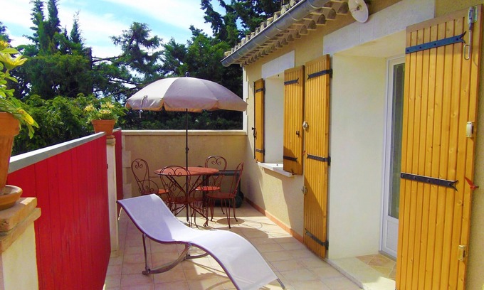 Vedene Apartment | Lovely Appart-Villa 60 m² for 2 pers in Provence in Nice Village next to Avignon