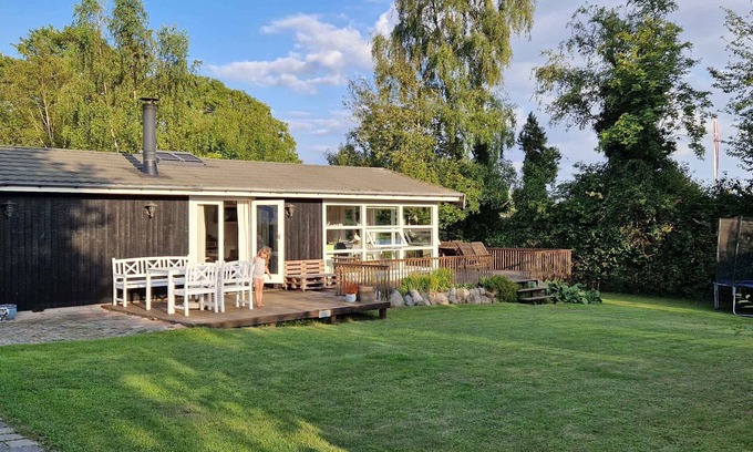 Rodvig Stevns House | Lovely bright summer house close to the beach.