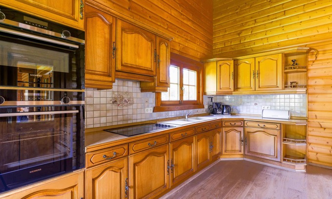 Aywaille House | Lovely chalet with enclosed garden in the Ardennes
