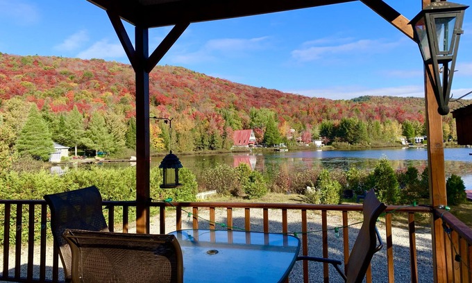 Chertsey Ski Chalet | Lovely chalet on Lac Paré
