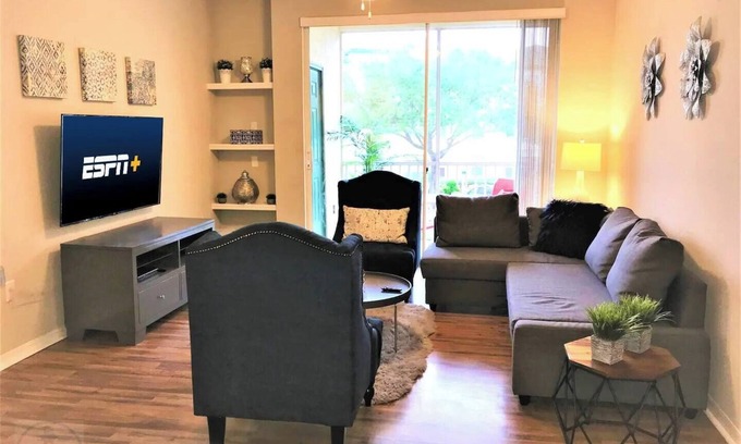 West Kissimmee Apartment | Lovely Condo 2BR/2 BA, 7 miles from Theme Parks