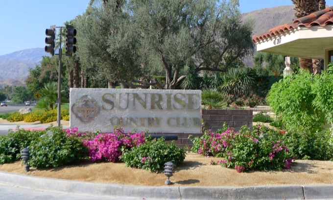 Rancho Mirage Condo | Lovely CONDO in RANCHO MIRAGE ~ Sunrise Country Club
