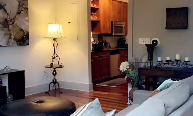 NoDa Condo | Lovely Condo in the Very Heart of NoDAn