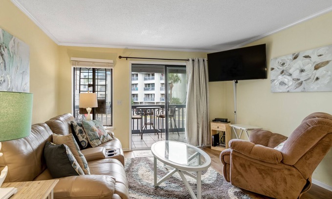 Tybee Island Condo | Lovely condo with balcony, amazing ocean views, pool & tennis