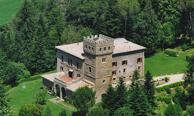 Grotte di Castro House | Lovely cottage in farmhouse with private pool between Tuscany and Umbria