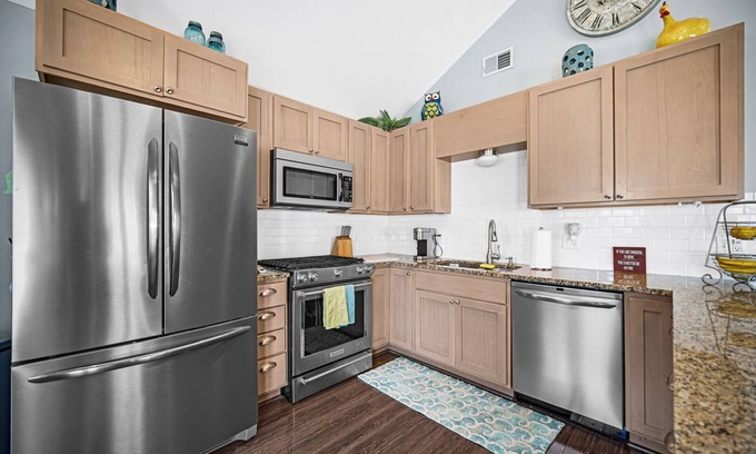 Michigan City House | Lovely Cottage steps from the beach with parking in back in Sheridian Beach!