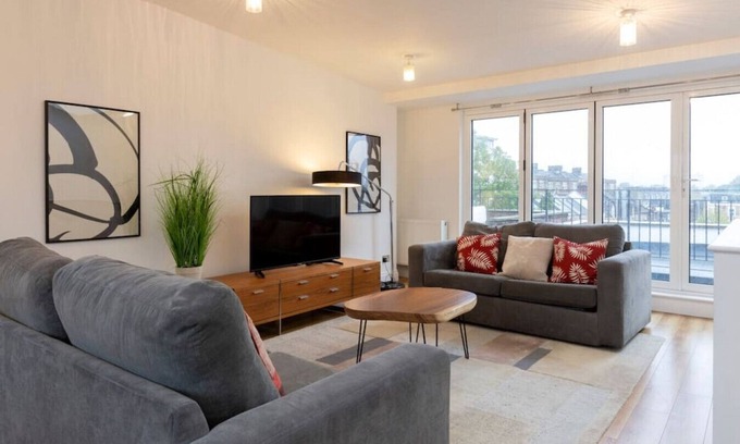 Camden Town Apartment | Lovely Deluxe Central London Camden Apartment