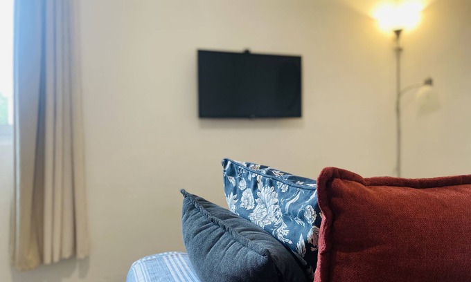 Osu Klottey Apartment | Lovely Escape Home