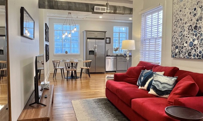 Diamond Hill Condo | Lovely Historic downtown 2 BR