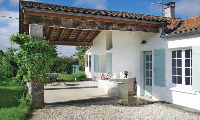 Saint-Fort-sur-Gironde House | Lovely Home In St Fort Sur Gironde