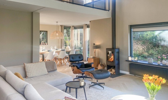 Bergen House | Lovely home in Bergen with WiFi