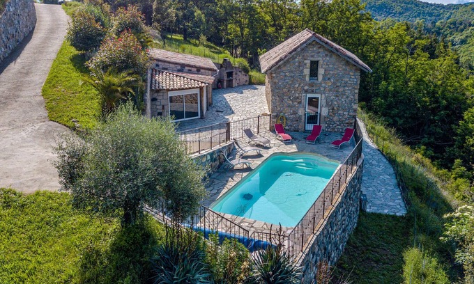 Pont-de-Labeaume House | Lovely home in Pont de Labeaume