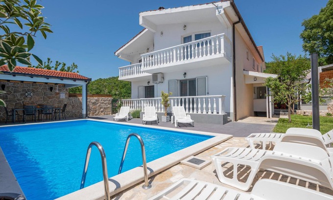 Imotski House | Lovely home in Glavina Donja with WiFi