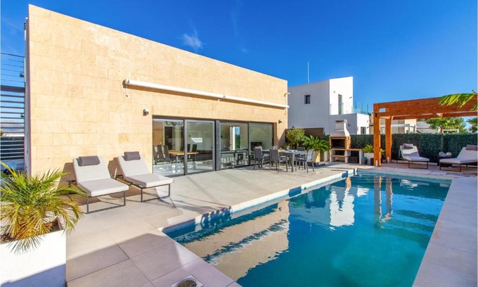 Polop House | Lovely Home In Polop De La Marina