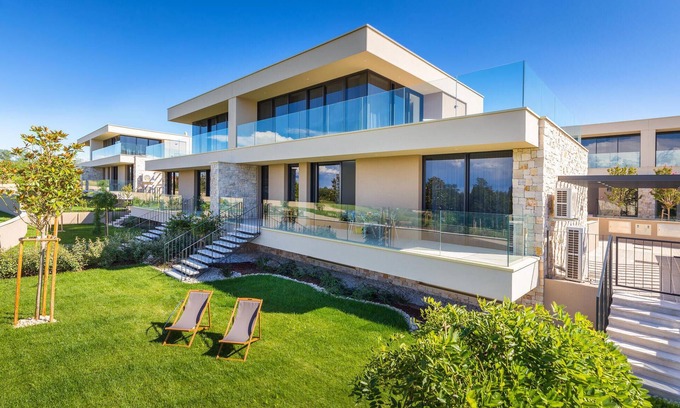 Savudrija House | Lovely home in Savudrija with WiFi