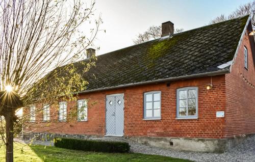 Skivarp House | Lovely Home In Skivarp With Wifi
